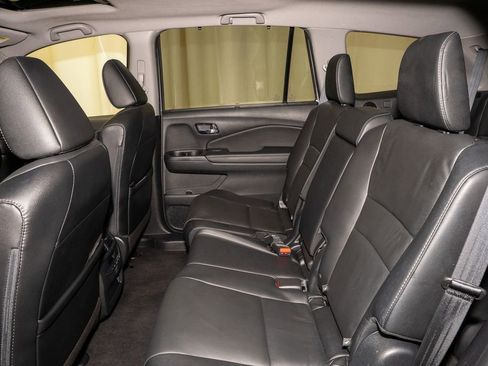 Used 2021 Honda Pilot Special Edition image 10