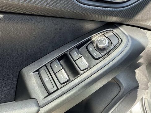 Certified 2025 Subaru Crosstrek 2.5i Limited image 19