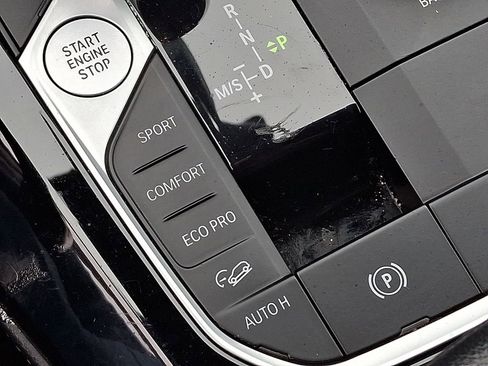 Used 2023 BMW X4 xDrive30i image 27