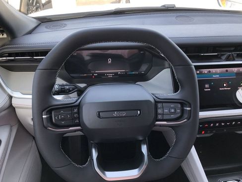 New 2026 Jeep Cherokee Limited AWD/4WD image 24