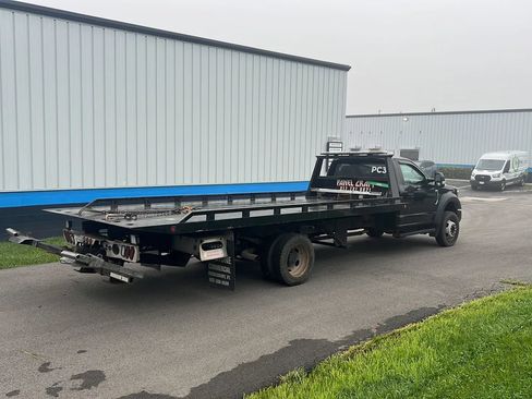 Used 2019 Ford F550 2WD Regular Cab Super Duty w/ Power Equipment Group image 5