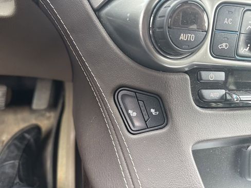 Used 2016 Chevrolet Suburban LT AWD/4WD image 23