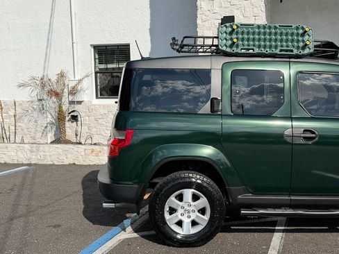 Used 2010 Honda Element EX image 19
