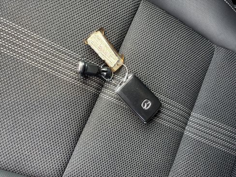 Used 2025 MAZDA CX-50 AWD 2.5 S w/ Preferred Package image 17