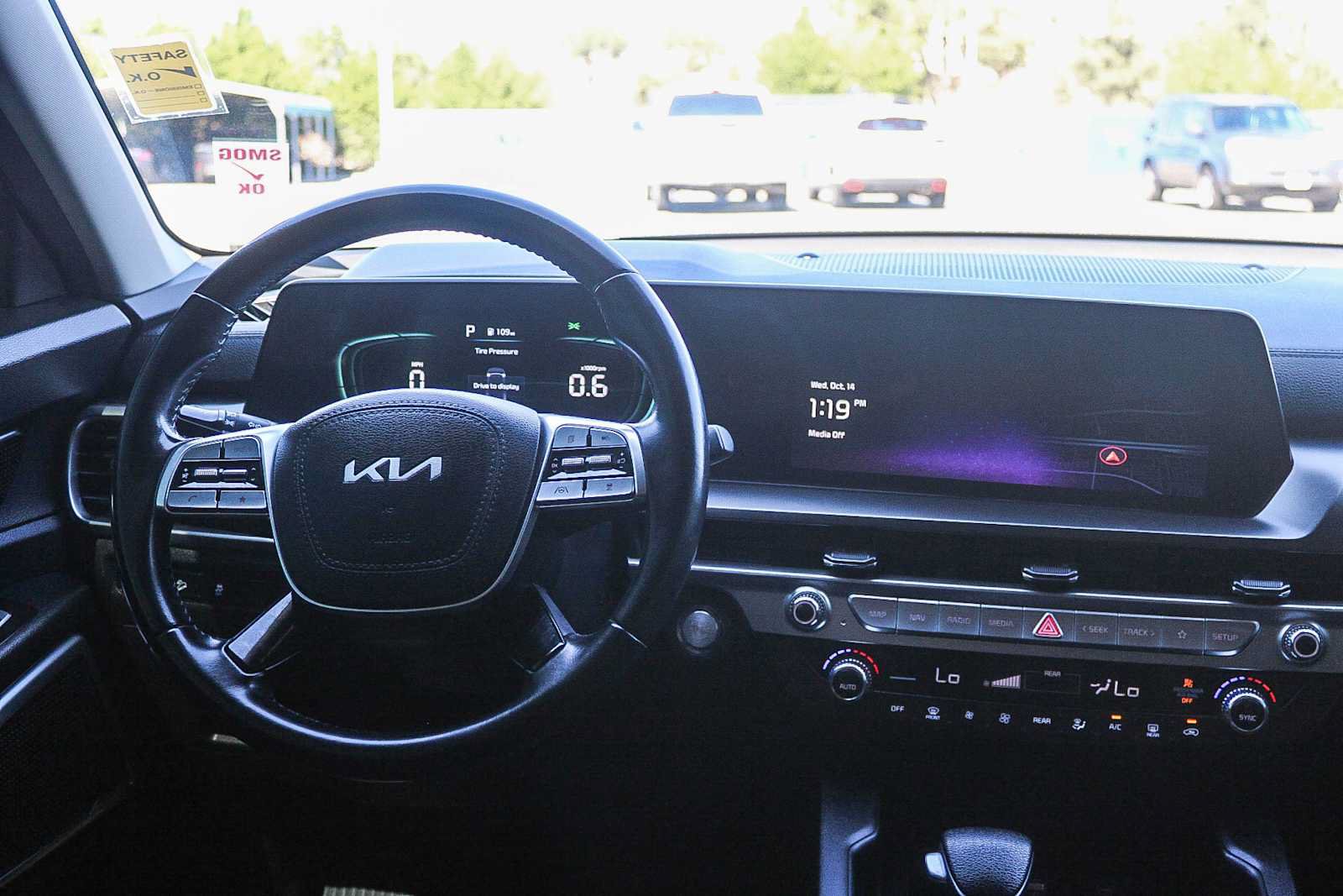 Used 2024 Kia Telluride LX FWD image 13