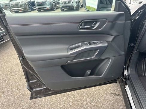 New 2026 Nissan Pathfinder Rock Creek AWD/4WD image 22