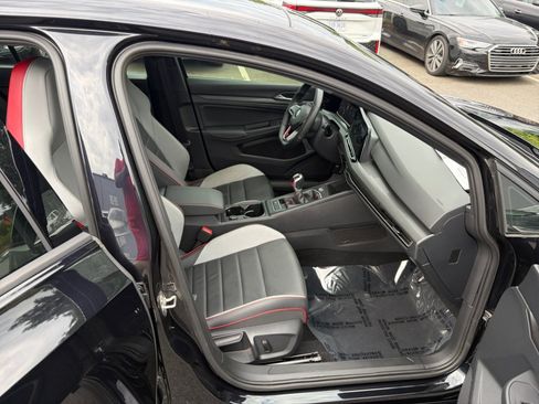 Used 2022 Volkswagen GTI SE FWD image 28