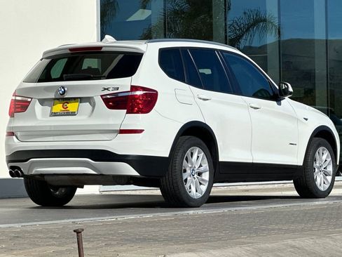 Used 2017 BMW X3 xDrive28i image 3