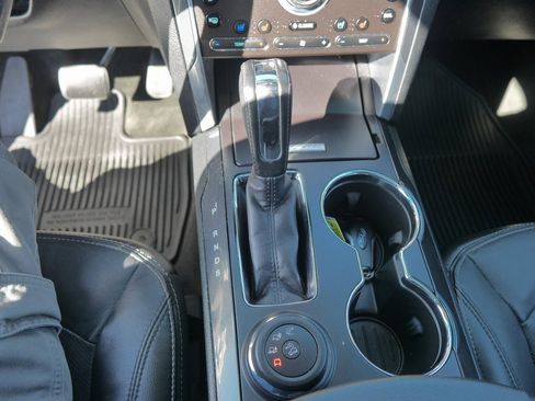 Used 2016 Ford Explorer Limited image 27