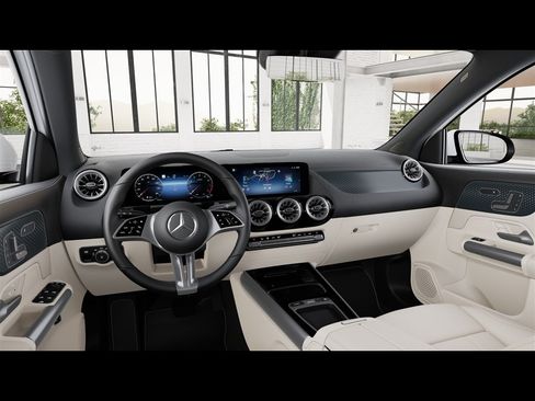 Certified 2026 Mercedes-Benz GLA 250 4MATIC image 38