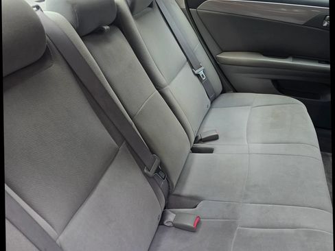 Used 2005 Toyota Avalon XL FWD image 9