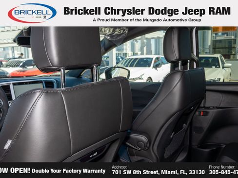 New 2026 Chrysler Pacifica Select image 19