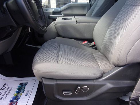 Used 2018 Ford F150 XLT w/ Equipment Group 302A Luxury AWD/4WD image 10