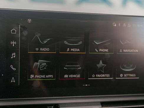 Used 2023 Audi SQ5 Prestige w/ Prestige Package image 54