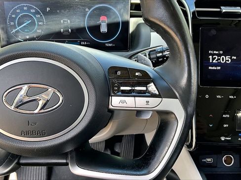 Used 2022 Hyundai Tucson Limited w/ Winter Package image 11