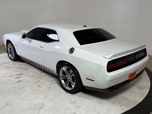 Certified 2021 Dodge Challenger R/T image 5