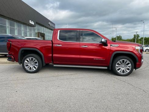 Used 2022 GMC Sierra 1500 Denali w/ Denali Premium Package AWD/4WD image 9