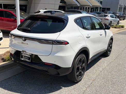 New 2026 Alfa Romeo Tonale AWD/4WD image 5