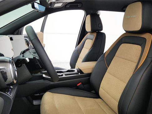 New 2026 Chevrolet Equinox ACTIV FWD image 29