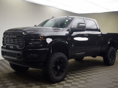 New 2026 RAM 2500 Big Horn AWD/4WD image 16