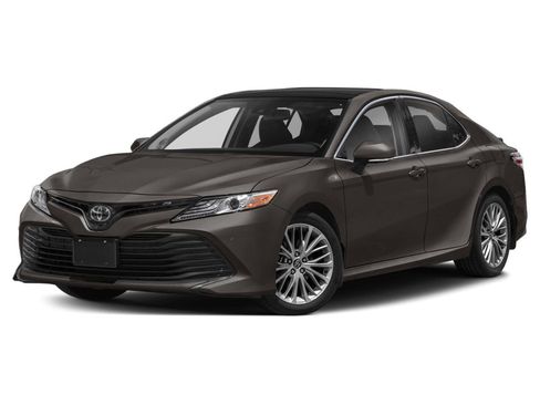 Used 2018 Toyota Camry XLE w/ Audio Package FWD image 1