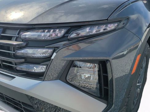 New 2026 Hyundai Tucson Blue SE image 10