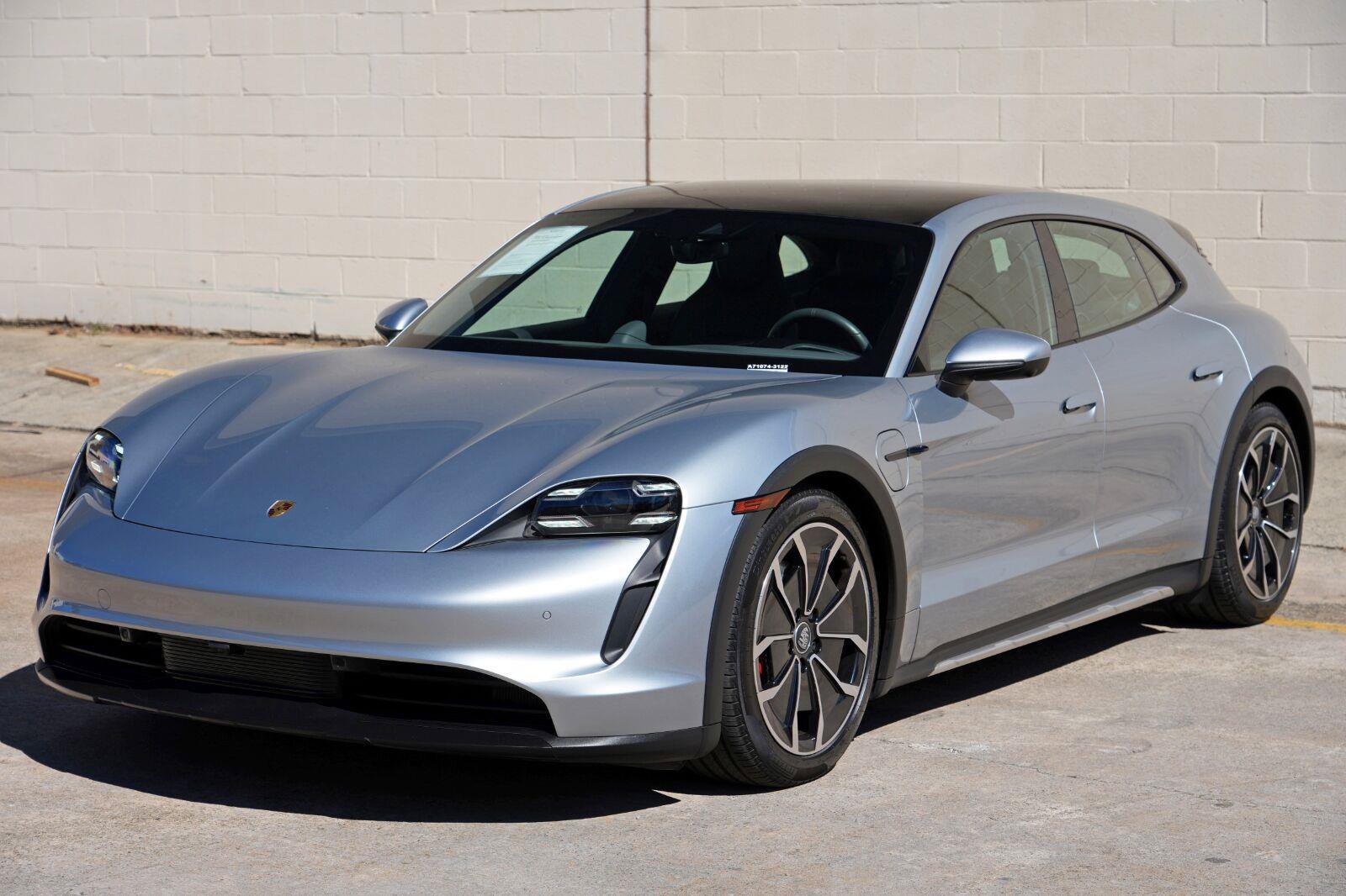 Used 2022 Porsche Taycan 4S AWD/4WD image 50
