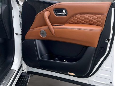 Used 2022 INFINITI QX80 Sensory w/ Cargo Package RWD image 27