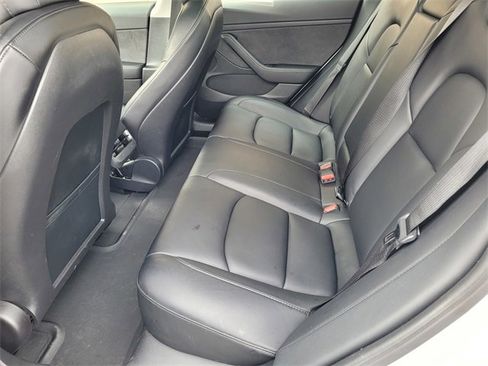 Used 2022 Tesla Model 3 Long Range image 19