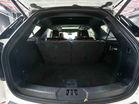 Used 2023 Ford Explorer Platinum w/ Technology Package AWD/4WD image 28