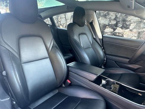 Used 2020 Tesla Model 3 Long Range image 47
