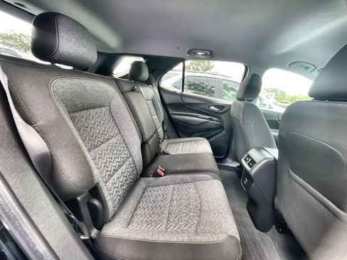 Used 2023 Chevrolet Equinox LT FWD image 26