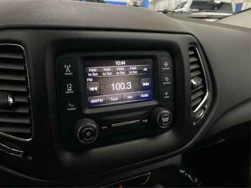 Used 2018 Jeep Compass Sport AWD/4WD image 31