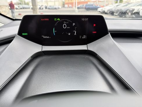 New 2026 Toyota Prius Plug-In Hybrid FWD image 16