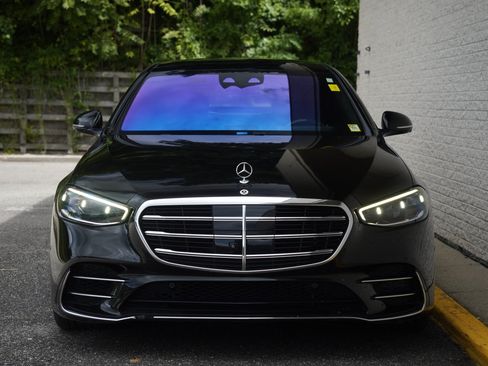 Used 2023 Mercedes-Benz S 580 4MATIC Sedan image 11