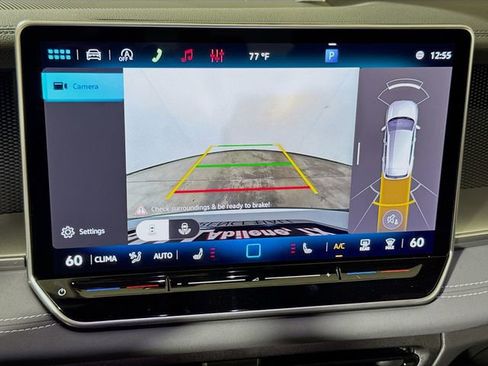 New 2026 Volkswagen Tiguan SE R-Line FWD image 8