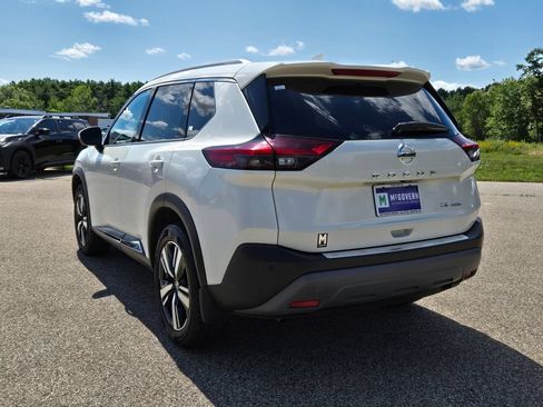 Used 2021 Nissan Rogue SL w/ Premium Package AWD/4WD image 3
