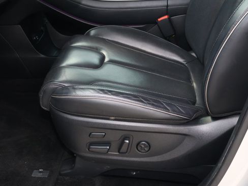 Used 2022 Hyundai Palisade Calligraphy image 15