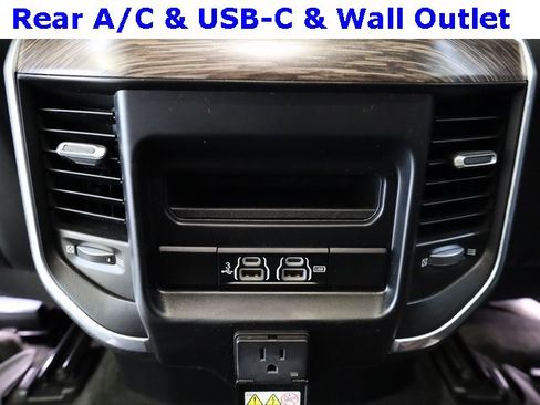 Used 2020 RAM 1500 Laramie image 34