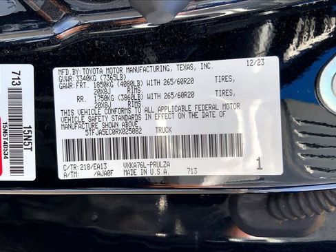 Used 2024 Toyota Tundra Limited w/ Power Package AWD/4WD image 37