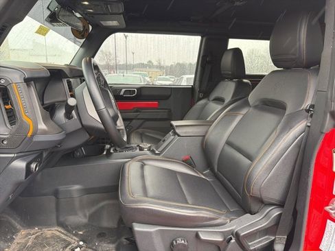 Used 2024 Ford Bronco Badlands image 22