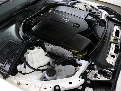 Used 2025 Mercedes-Benz C 300 4MATIC Sedan image 34