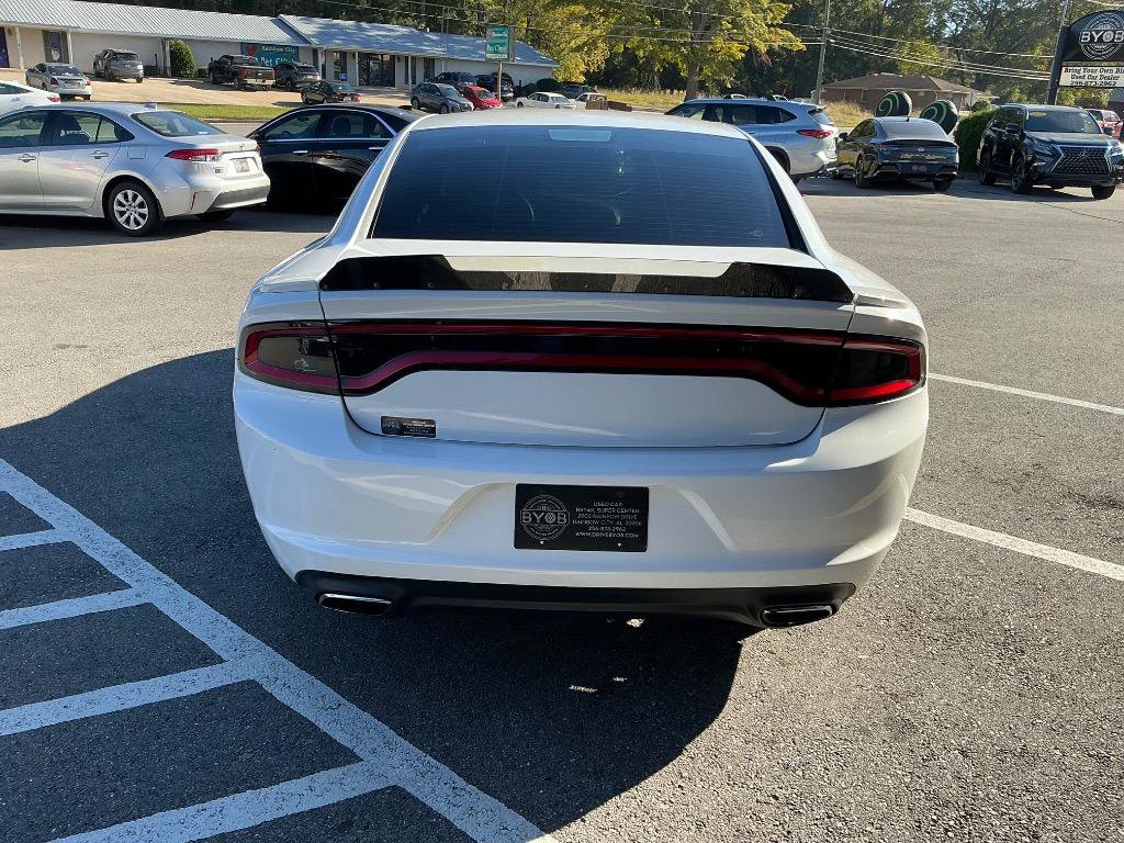 Used 2015 Dodge Charger SE w/ Sport Appearance Group RWD image 5