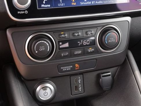 Certified 2025 Nissan Leaf S FWD image 18