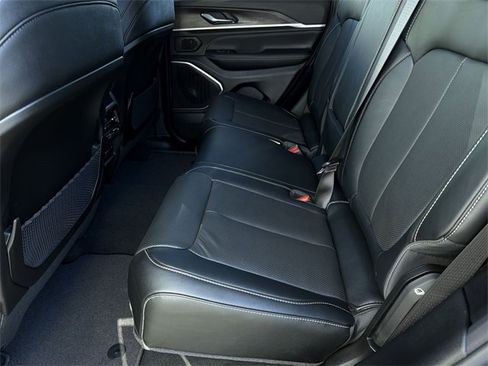 New 2026 Jeep Grand Cherokee Limited image 19