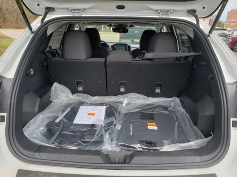 Used 2026 Subaru Crosstrek 2.0i Premium image 5