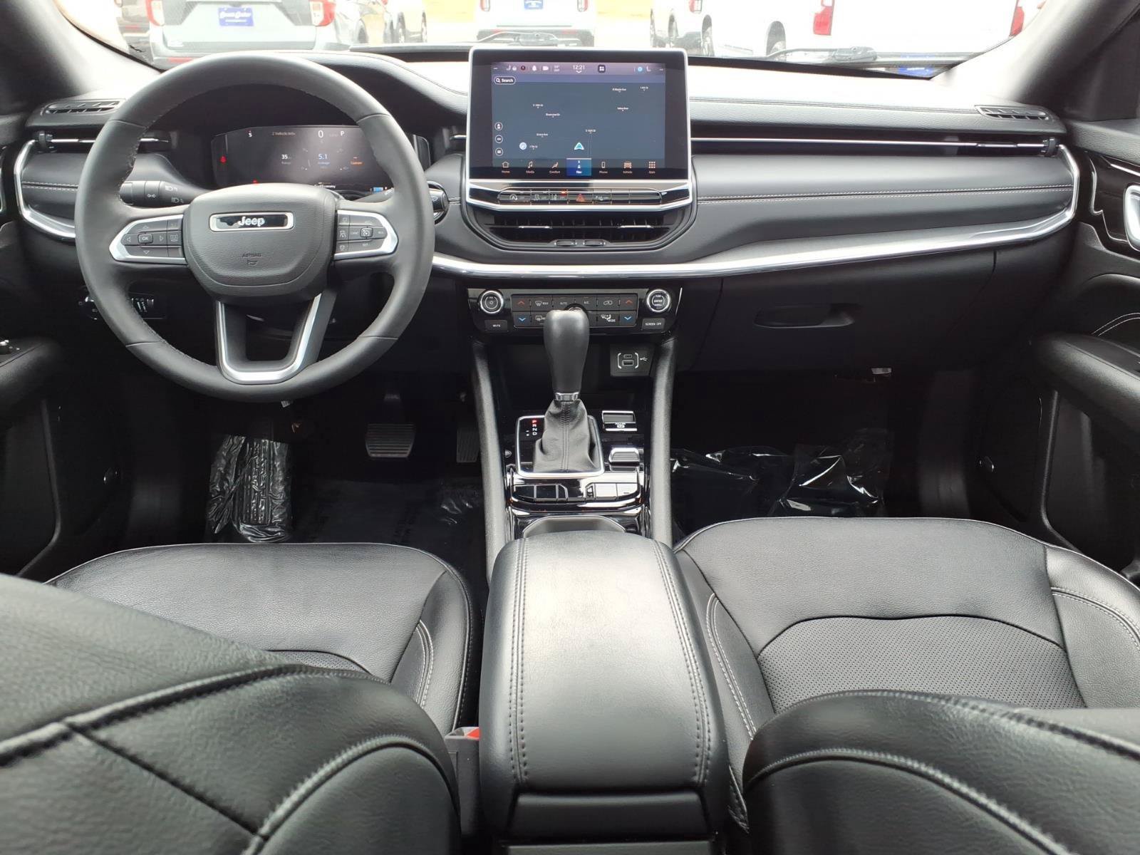 Used 2023 Jeep Compass High Altitude AWD/4WD image 12