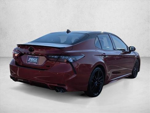 Used 2023 Toyota Camry XSE image 5