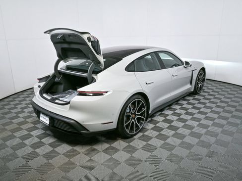 New 2026 Porsche Taycan RWD image 29