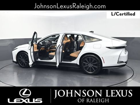 Used 2026 Lexus ES 350h AWD w/ Cold Area Package image 36